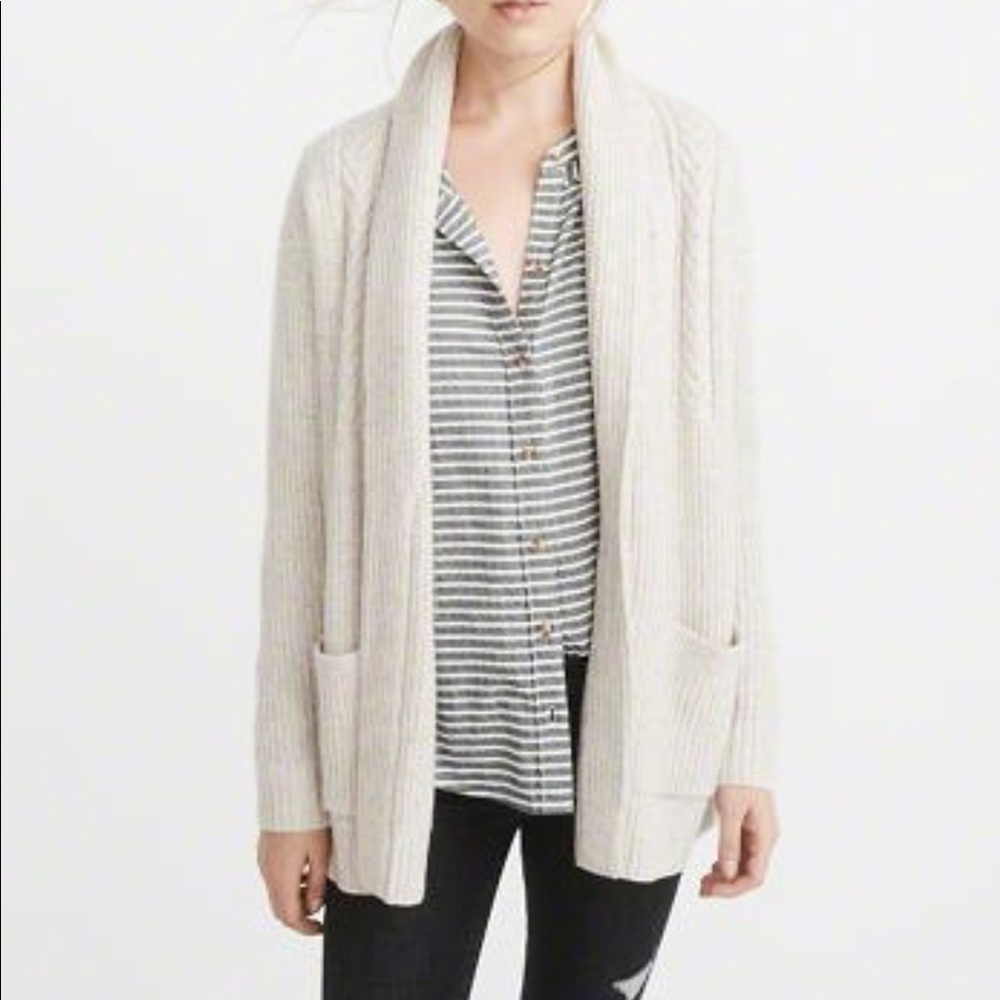Abercrombie and Fitch cardigan